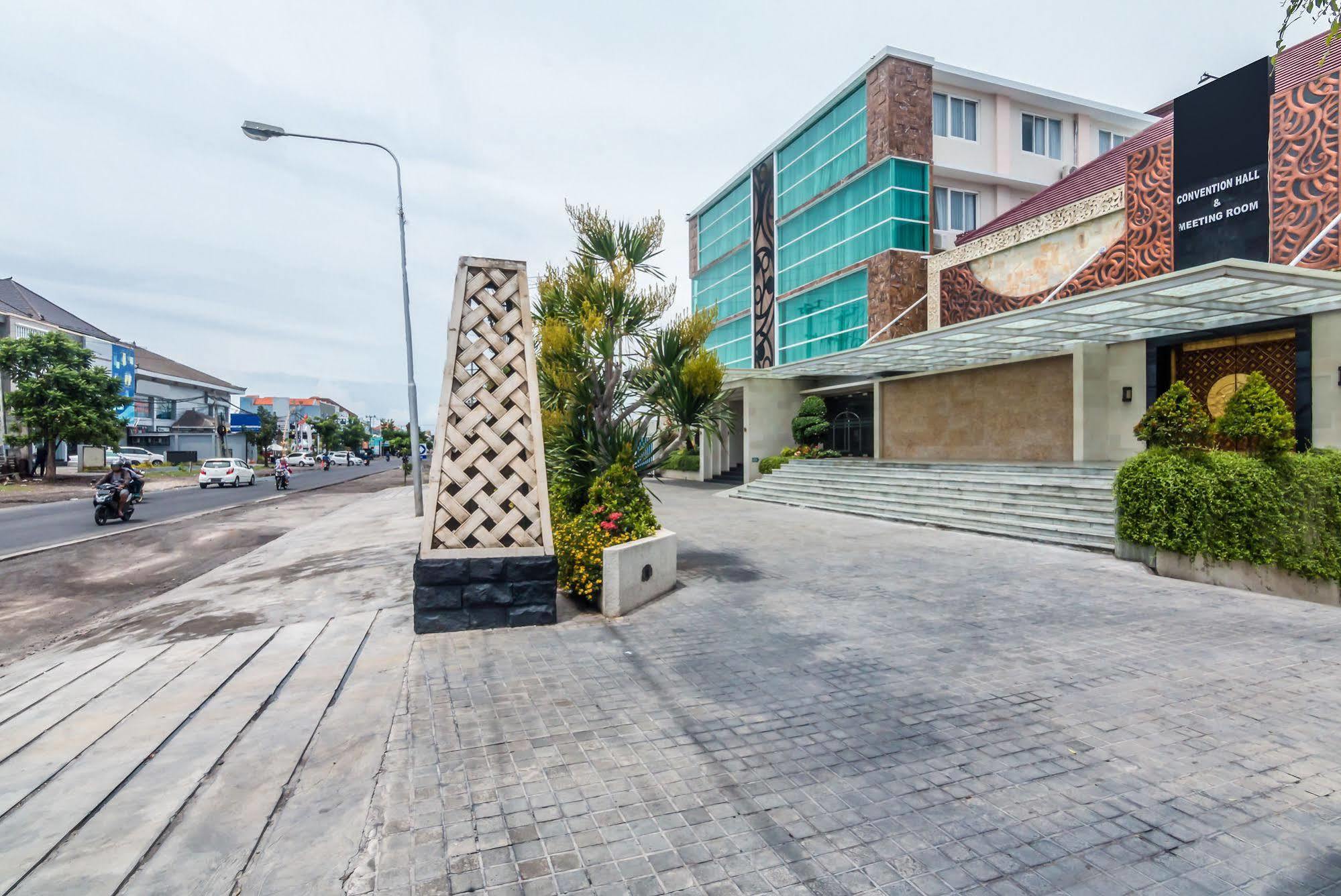 Zen Rooms Denpasar Marlboro エクステリア 写真